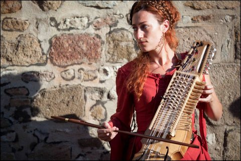 Elodie Poirier, Nyckelharpa