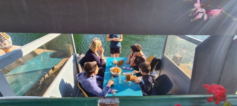 Chambre d'hôtes avec petit déjeuner inclus au bord du canal de Savières