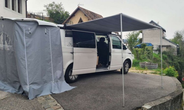 Location de van à Aix les Bains - Le Doux Nid